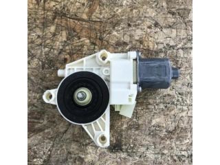 bontott MERCEDES-BENZ E-CLASS Bal hátsó Ablakemelő Motor