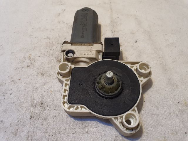 bontott MERCEDES-BENZ E-CLASS Bal hátsó Ablakemelő Motor