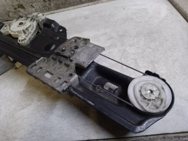 bontott MERCEDES-BENZ E-CLASS Bal hátsó Ablakemelő Szerkezet (Elektromos)