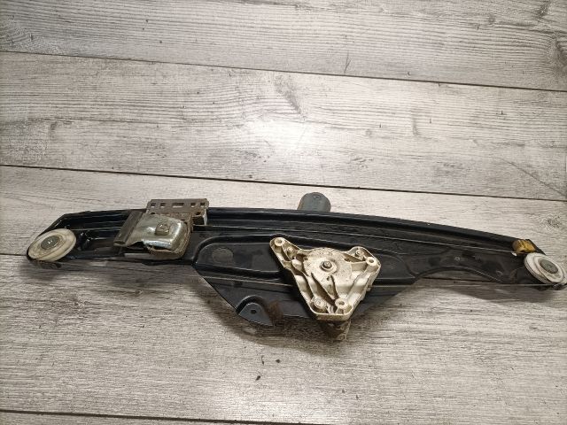 bontott MERCEDES-BENZ E-CLASS Bal hátsó Ablakemelő Szerkezet (Elektromos)