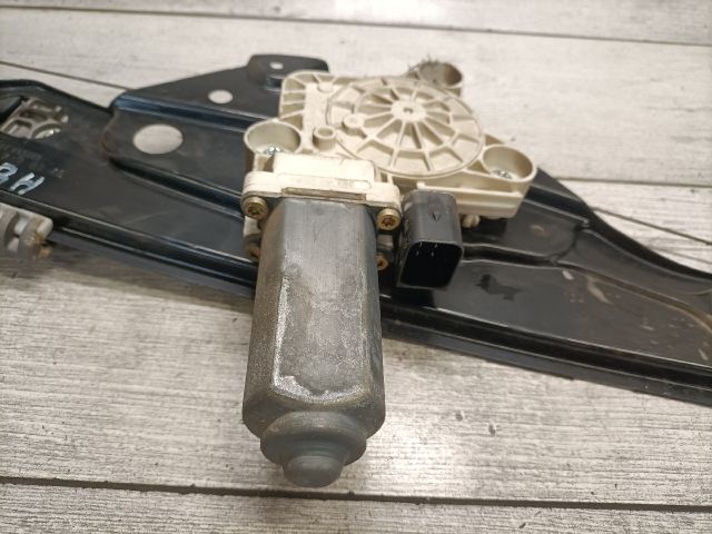 bontott MERCEDES-BENZ E-CLASS Bal hátsó Ablakemelő Szerkezet (Elektromos)