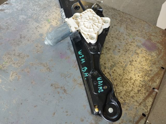 bontott MERCEDES-BENZ E-CLASS Bal hátsó Ablakemelő Szerkezet (Elektromos)