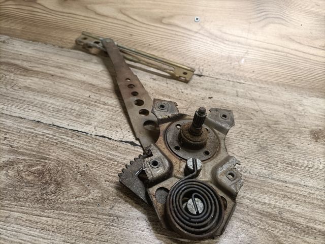 bontott MERCEDES-BENZ E-CLASS Bal hátsó Ablakemelő Szerkezet (Mechanikus)