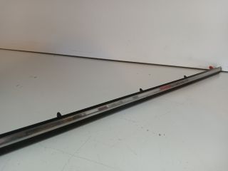 bontott MERCEDES-BENZ E-CLASS Bal hátsó Ajtó Díszléc