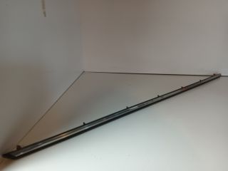 bontott MERCEDES-BENZ E-CLASS Bal hátsó Ajtó Díszléc