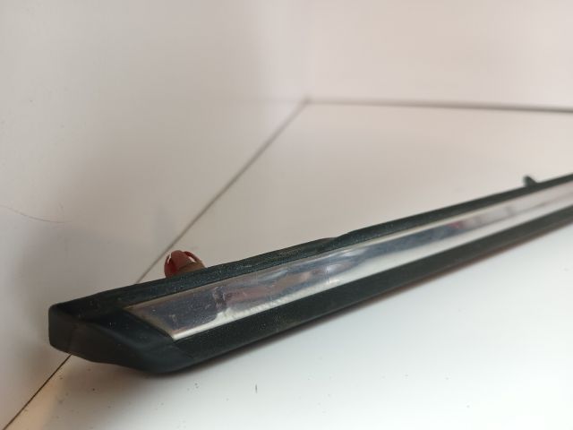 bontott MERCEDES-BENZ E-CLASS Bal hátsó Ajtó Díszléc