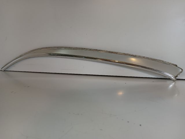 bontott MERCEDES-BENZ E-CLASS Bal hátsó Ajtó Díszléc