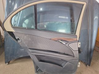 bontott MERCEDES-BENZ E-CLASS Bal hátsó Ajtó (Részeivel)