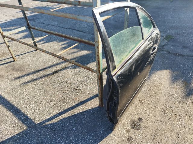 bontott MERCEDES-BENZ E-CLASS Bal hátsó Ajtó (Részeivel)