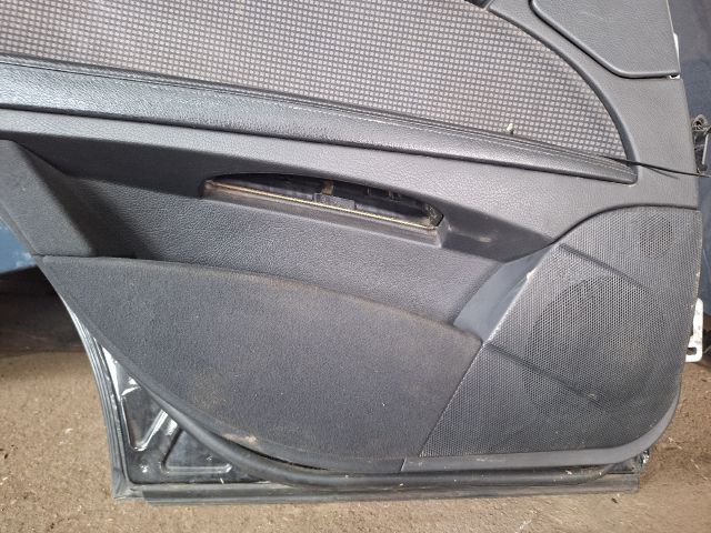 bontott MERCEDES-BENZ E-CLASS Bal hátsó Ajtó (Részeivel)