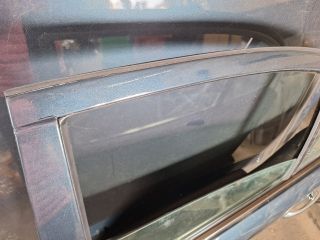 bontott MERCEDES-BENZ E-CLASS Bal hátsó Ajtó (Részeivel)