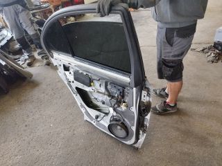 bontott MERCEDES-BENZ E-CLASS Bal hátsó Ajtó (Üres lemez)