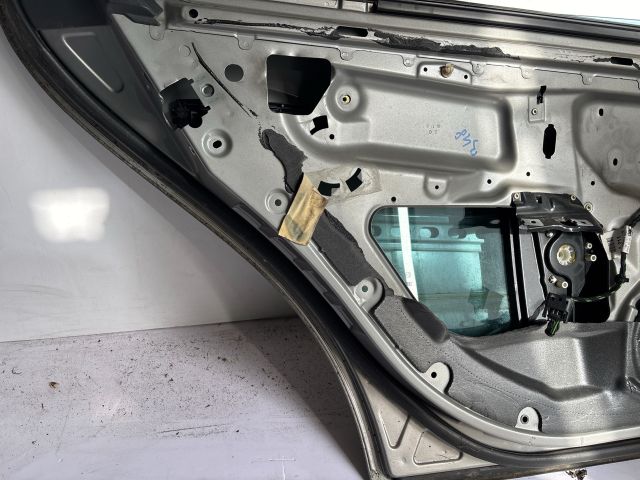 bontott MERCEDES-BENZ E-CLASS Bal hátsó Ajtó (Üres lemez)