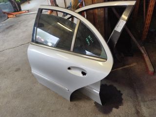 bontott MERCEDES-BENZ E-CLASS Bal hátsó Ajtó (Üres lemez)