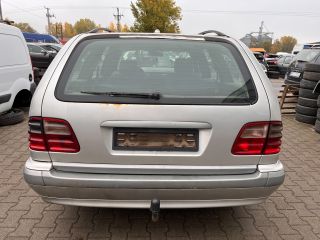 bontott MERCEDES-BENZ E-CLASS Bal hátsó Ajtó (Üres lemez)