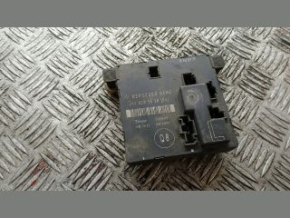 bontott MERCEDES-BENZ E-CLASS Bal hátsó Ajtó Vezérlőegység