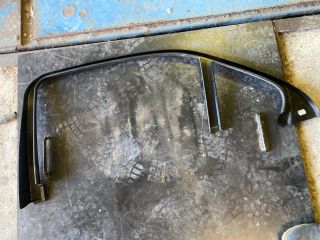 bontott MERCEDES-BENZ E-CLASS Bal hátsó Ajtókeret