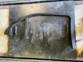 bontott MERCEDES-BENZ E-CLASS Bal hátsó Ajtókeret