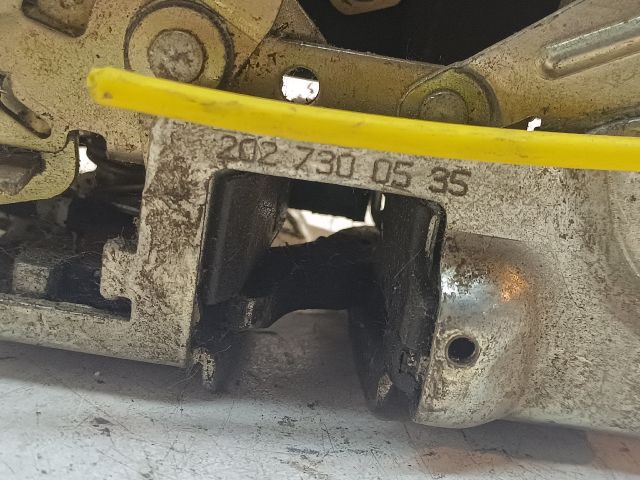 bontott MERCEDES-BENZ E-CLASS Bal hátsó Ajtózár