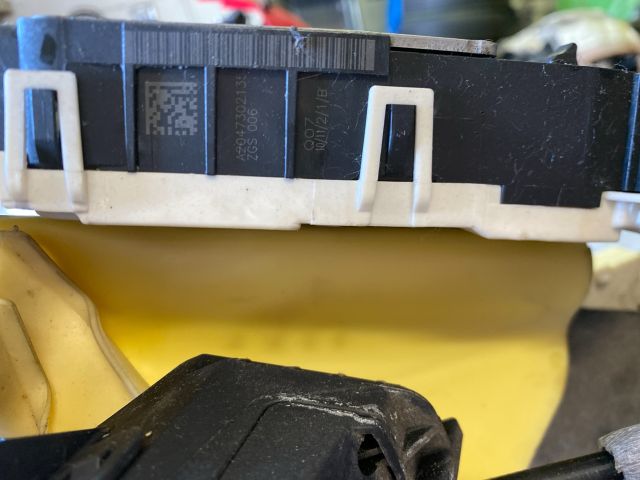 bontott MERCEDES-BENZ E-CLASS Bal hátsó Ajtózár