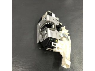 bontott MERCEDES-BENZ E-CLASS Bal hátsó Ajtózár