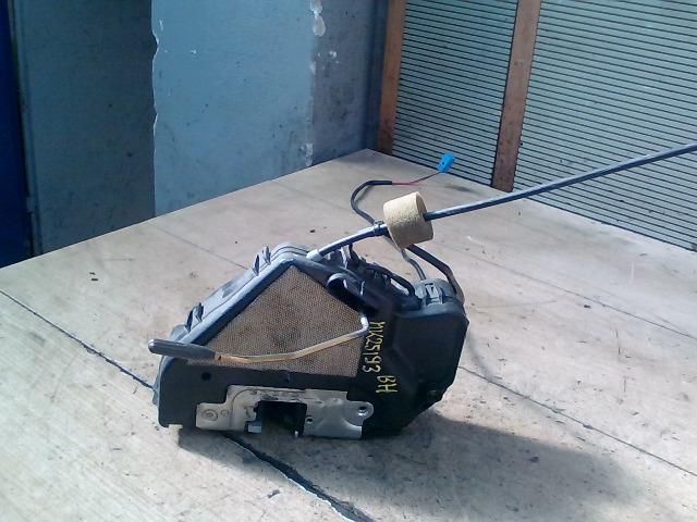 bontott MERCEDES-BENZ E-CLASS Bal hátsó Ajtózár