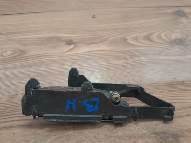 bontott MERCEDES-BENZ E-CLASS Bal hátsó Belső Kilincs