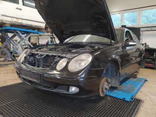 bontott MERCEDES-BENZ E-CLASS Bal hátsó Biztonsági Öv