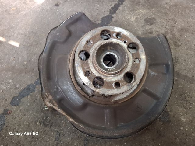 bontott MERCEDES-BENZ E-CLASS Bal hátsó Csonkállvány Kerékaggyal