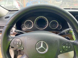 bontott MERCEDES-BENZ E-CLASS Bal hátsó Dobbetét (Kerékjárati, Műanyag)