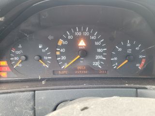 bontott MERCEDES-BENZ E-CLASS Bal hátsó Fejtámla