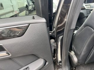 bontott MERCEDES-BENZ E-CLASS Bal hátsó Felső Zsanér