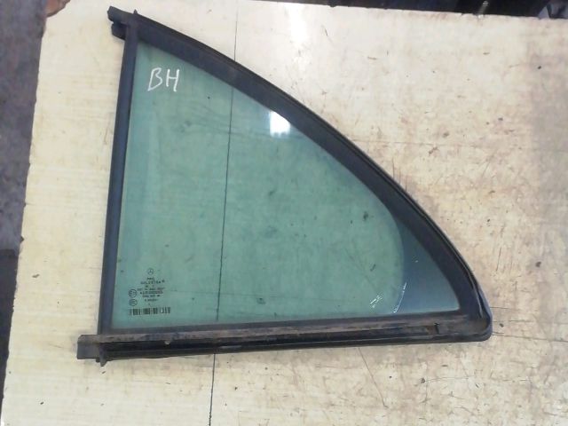 bontott MERCEDES-BENZ E-CLASS Bal hátsó Fixüveg (Ajtóban)