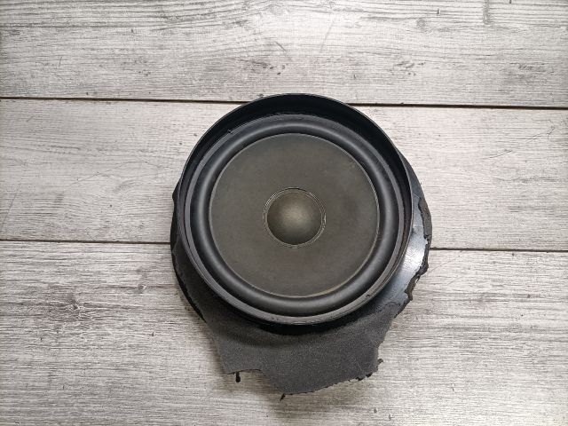 bontott MERCEDES-BENZ E-CLASS Bal hátsó Hangszóró