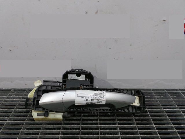 bontott MERCEDES-BENZ E-CLASS Bal hátsó Külső Kilincs