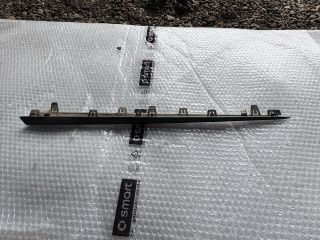 bontott MERCEDES-BENZ E-CLASS Bal hátsó Küszöb Díszléc