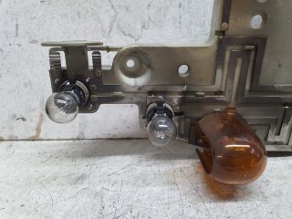 bontott MERCEDES-BENZ E-CLASS Bal Hátsó Lámpa Foglalat