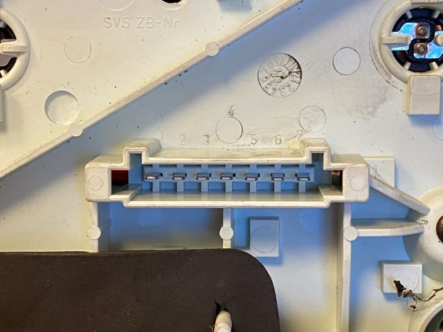 bontott MERCEDES-BENZ E-CLASS Bal Hátsó Lámpa