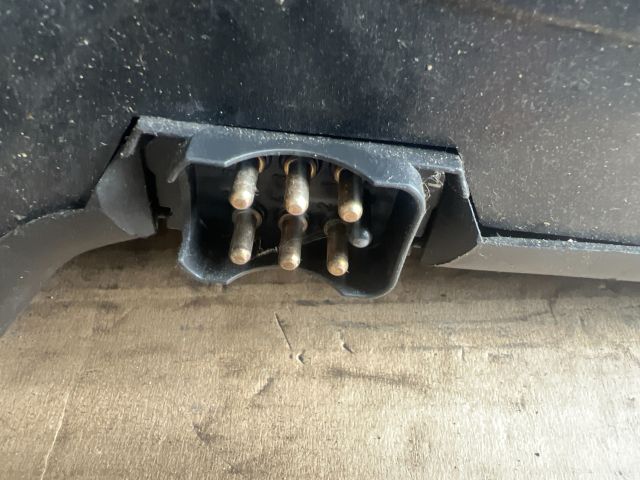 bontott MERCEDES-BENZ E-CLASS Bal Hátsó Lámpa