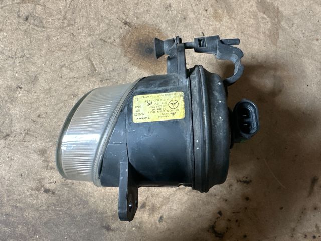 bontott MERCEDES-BENZ E-CLASS Bal Ködfényszóró