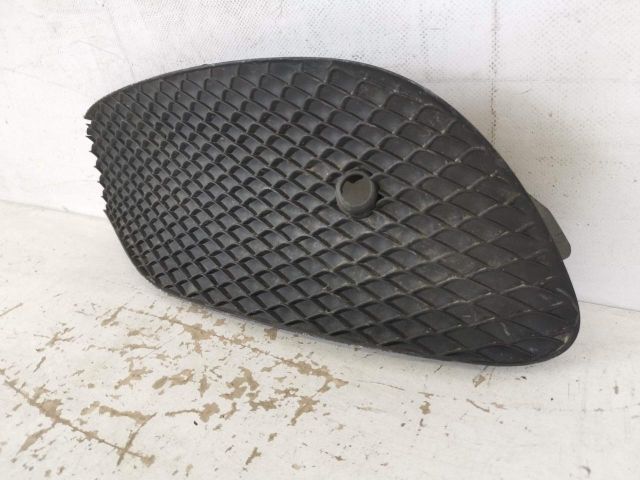 bontott MERCEDES-BENZ E-CLASS Bal Ködzárófény Keret