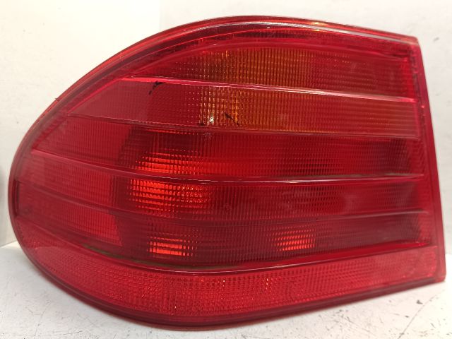 bontott MERCEDES-BENZ E-CLASS Bal Külső Hátsó Lámpa