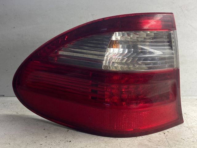 bontott MERCEDES-BENZ E-CLASS Bal Külső Hátsó Lámpa