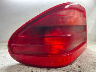 bontott MERCEDES-BENZ E-CLASS Bal Külső Hátsó Lámpa