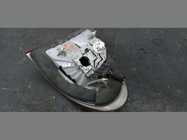 bontott MERCEDES-BENZ E-CLASS Bal Külső Hátsó Lámpa