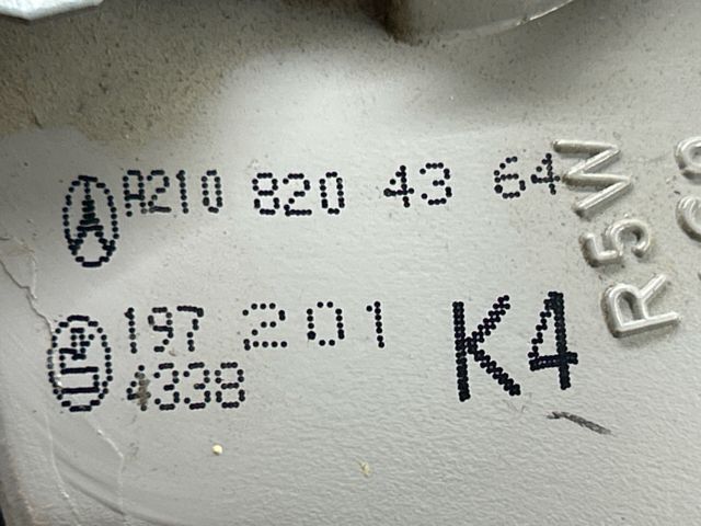 bontott MERCEDES-BENZ E-CLASS Bal Külső Hátsó Lámpa