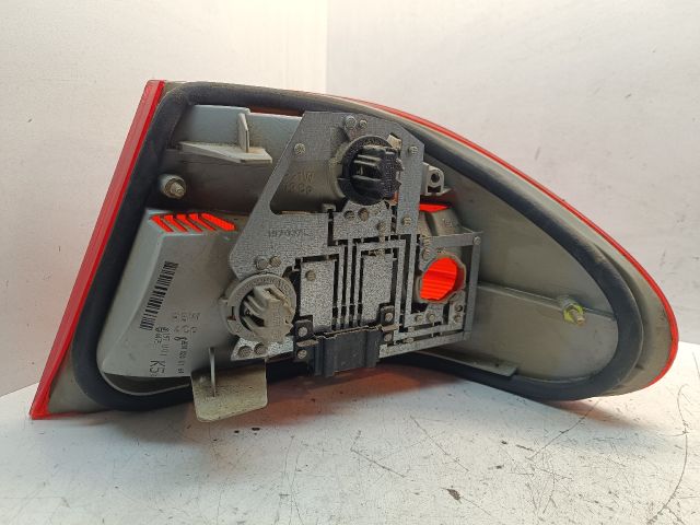 bontott MERCEDES-BENZ E-CLASS Bal Külső Hátsó Lámpa