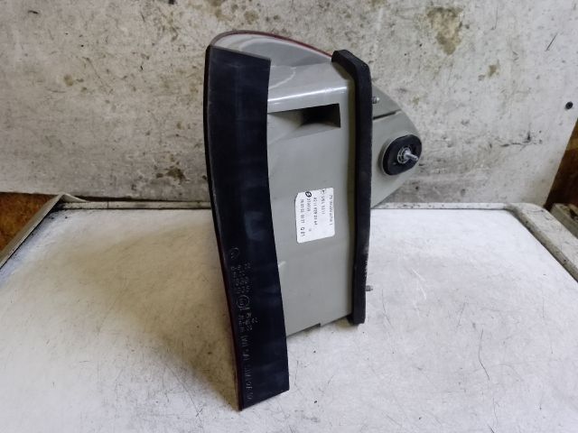 bontott MERCEDES-BENZ E-CLASS Bal Külső Hátsó Lámpa