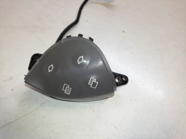 bontott MERCEDES-BENZ E-CLASS Bal Multikormány Kapcsoló