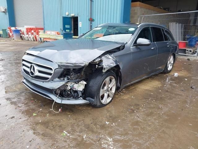 bontott MERCEDES-BENZ E-CLASS Bal Szellőző